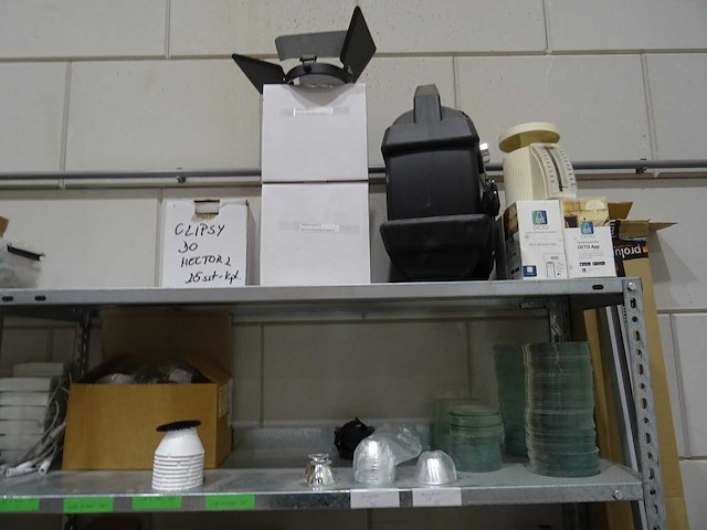 Partij diverse verlichting en onderdelen - afbeelding 5 van  45