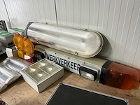 Partij diverse verlichting en signaleringslampen - afbeelding 4 van  4
