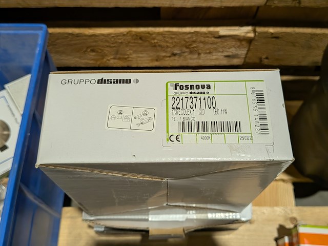 Partij diverse verlichting, o.a. sylvania, osram en philips - afbeelding 8 van  25