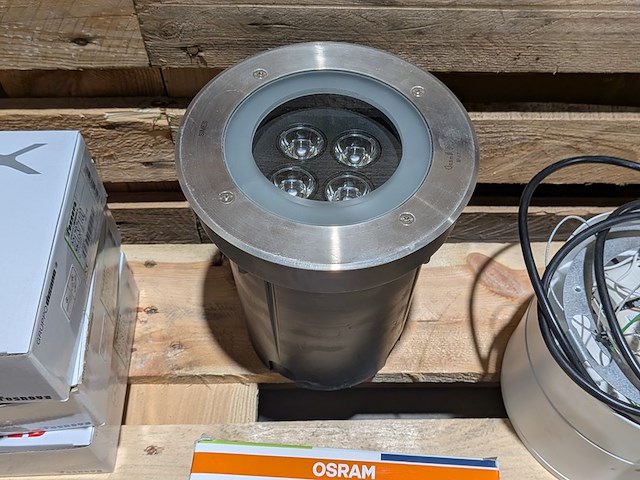 Partij diverse verlichting, o.a. sylvania, osram en philips - afbeelding 15 van  25
