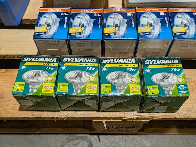 Partij diverse verlichting, o.a. sylvania, osram en philips - afbeelding 20 van  25