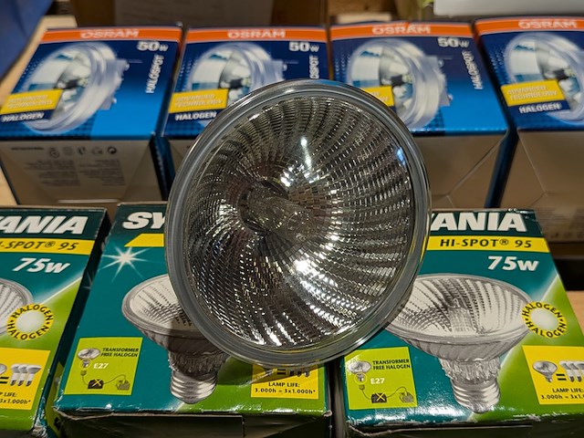 Partij diverse verlichting, o.a. sylvania, osram en philips - afbeelding 22 van  25