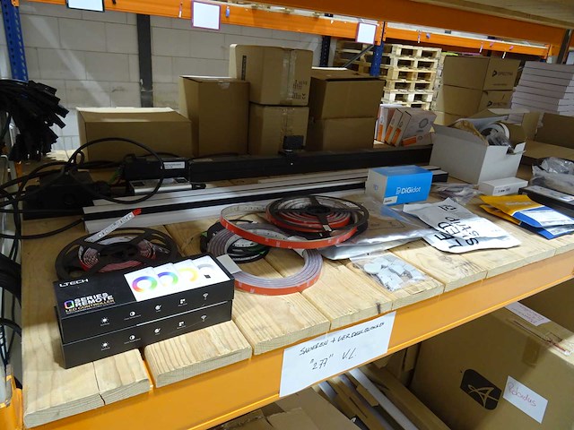 Partij diverse verlichting - afbeelding 39 van  46