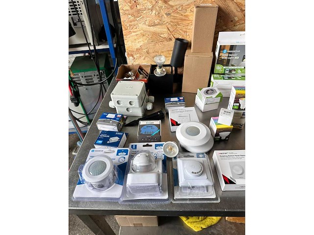 Partij diverse verlichting - afbeelding 10 van  42