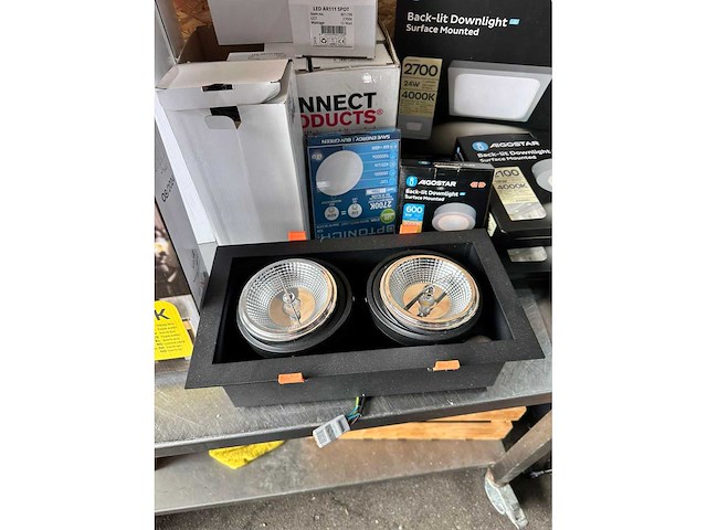 Partij diverse verlichting - afbeelding 25 van  42