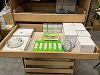 Partij diverse verlichting/gereedschap/installatie benodigdheden - afbeelding 3 van  45
