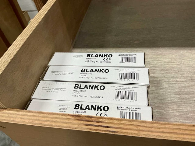 Partij diverse verlichting/gereedschap/installatie benodigdheden - afbeelding 11 van  45