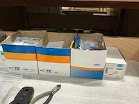 Partij diverse verlichting/gereedschap/installatie benodigdheden - afbeelding 17 van  45