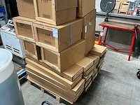 Partij diverse verpakkingen - afbeelding 1 van  4