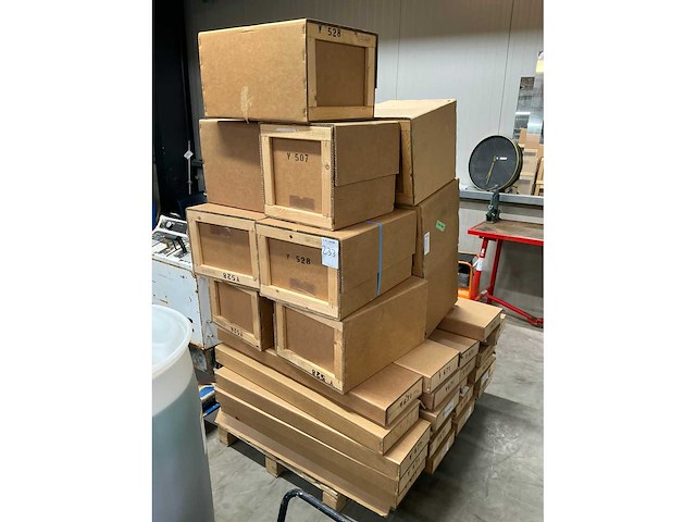 Partij diverse verpakkingen - afbeelding 2 van  4