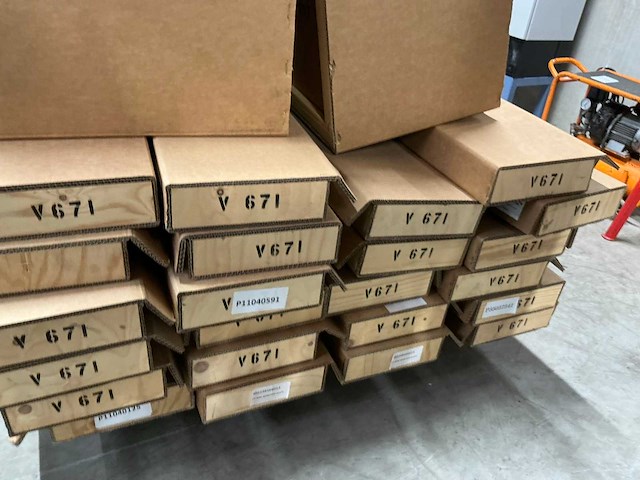 Partij diverse verpakkingen - afbeelding 3 van  4