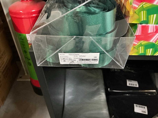 Partij diverse verpakkingsmateriaal o.a bonbon doosjes, zakjes, strikken etc (120x) - afbeelding 3 van  29