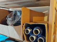 Partij diverse verpakkingsmaterialen, excl. stelling - afbeelding 2 van  17