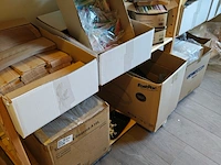 Partij diverse verpakkingsmaterialen, excl. stelling - afbeelding 10 van  17