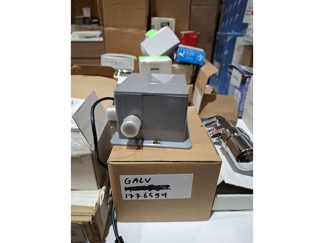 Partij diverse verwarmingsdelen - afbeelding 6 van  12