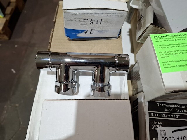 Partij diverse verwarmingsdelen - afbeelding 8 van  12