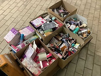 Partij diverse verzorging en make-up