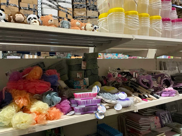 Partij diverse verzorgings items (292x) - afbeelding 2 van  9