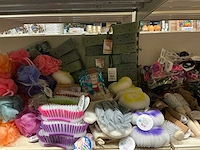 Partij diverse verzorgings items (292x) - afbeelding 8 van  9