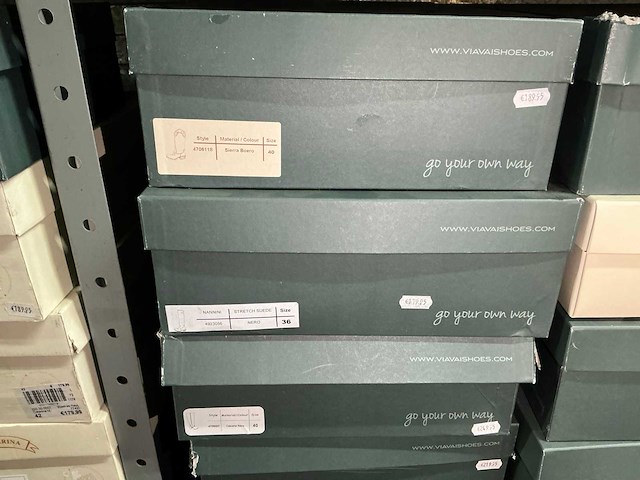 Partij diverse viavai/steve madden/calvin klein etc schoenen (69x) - afbeelding 7 van  32