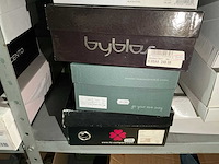 Partij diverse viavai/steve madden/calvin klein etc schoenen (69x) - afbeelding 15 van  32
