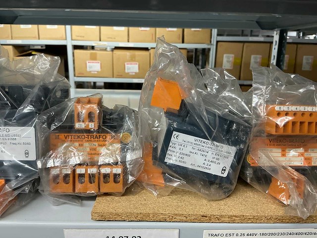 Partij diverse viteko trafo transformatoren (17x) - afbeelding 9 van  10