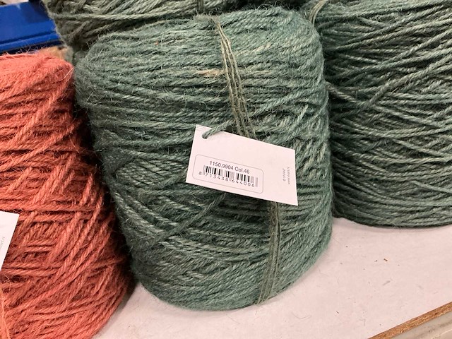 Partij diverse vivant flaxcord natural twine 100% jute 1kg per rol (37x) - afbeelding 5 van  7
