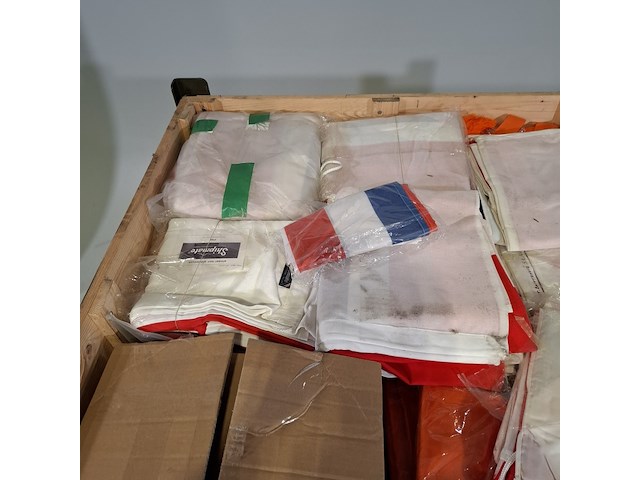 Partij diverse vlaggen, o.a. shipmate - afbeelding 7 van  7