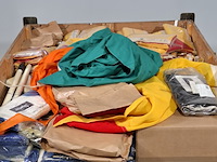 Partij diverse vlaggen - afbeelding 2 van  6