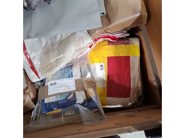 Partij diverse vlaggen - afbeelding 5 van  7