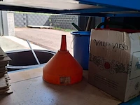 Partij diverse vloeistoffen - afbeelding 21 van  28