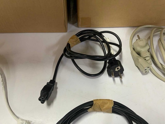 Partij diverse voedingkabels - afbeelding 3 van  10