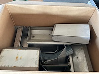 Partij diverse voerbakken, rvs - afbeelding 2 van  2