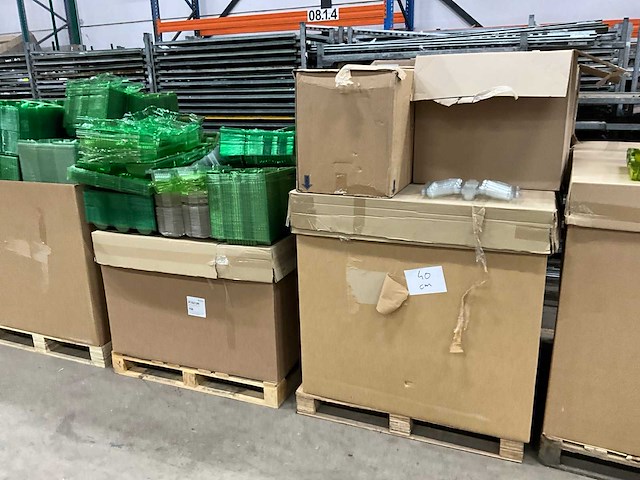 Partij diverse voges trays en verzendverpakkingen - afbeelding 2 van  3