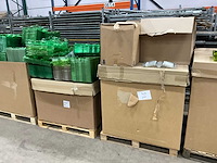 Partij diverse voges trays en verzendverpakkingen - afbeelding 2 van  3
