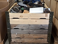 Partij diverse wandelschoenen - afbeelding 2 van  4