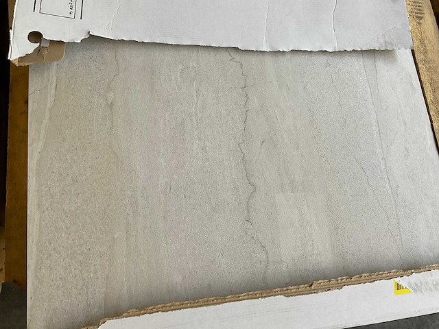 Partij diverse wandtegel 60x120 cm ca 21 m² - afbeelding 3 van  4