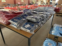 Partij diverse wegwerp werkkleding, o.a. microgard, 3m - afbeelding 11 van  15