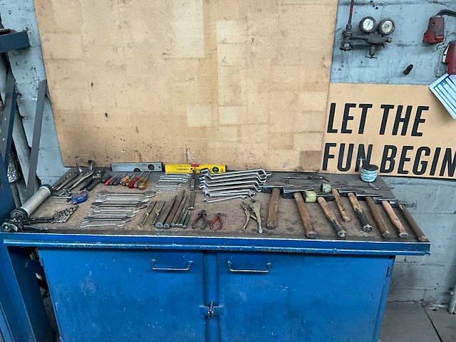 Partij diverse werkbankgereedschappen - afbeelding 1 van  12