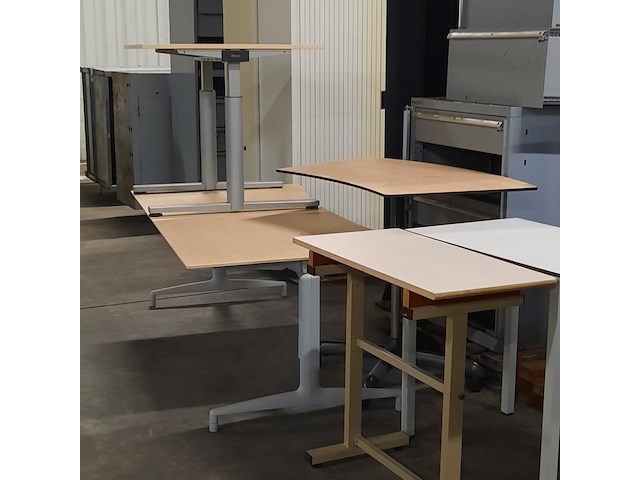 Partij diverse werkplaatsinventaris, o.a lista - afbeelding 5 van  13