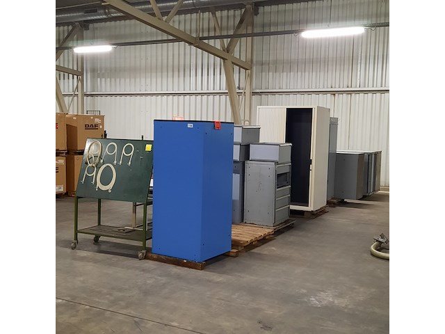 Partij diverse werkplaatsinventaris, o.a lista - afbeelding 1 van  13