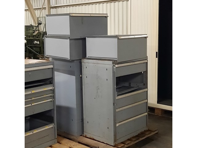 Partij diverse werkplaatsinventaris, o.a lista - afbeelding 13 van  13