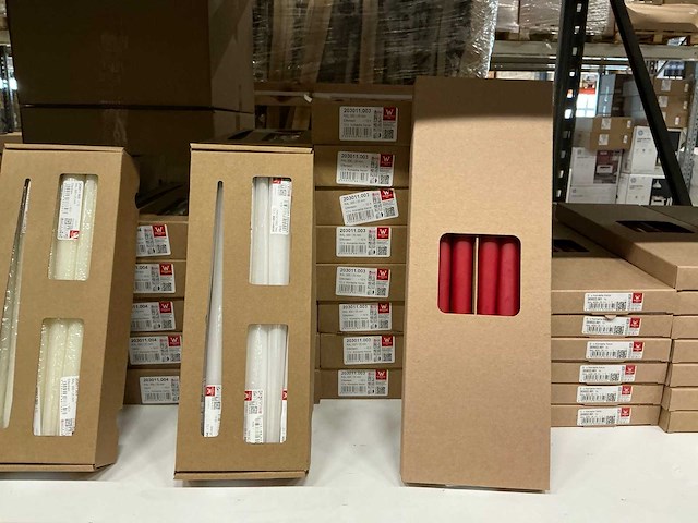 Partij diverse wiedemann conische kaarsen (70x) - afbeelding 4 van  7