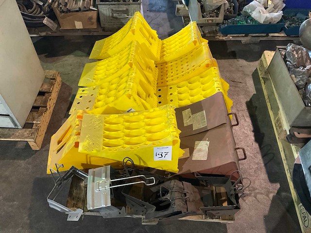 Partij diverse wielkeggen - afbeelding 1 van  1