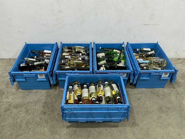 Partij diverse wijnen - afbeelding 1 van  6