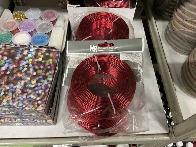 Partij diverse wikkeldraad, aluminium wire & glitterkits. (134x) - afbeelding 3 van  23
