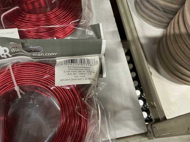 Partij diverse wikkeldraad, aluminium wire & glitterkits. (134x) - afbeelding 5 van  23