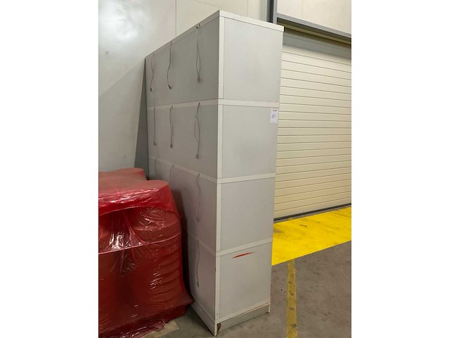 Partij diverse winkelinventaris en draadmanden - afbeelding 2 van  20