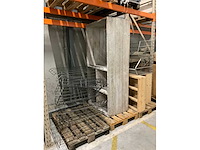 Partij diverse winkelinventaris en draadmanden - afbeelding 6 van  20