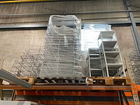 Partij diverse winkelinventaris en draadmanden - afbeelding 15 van  20